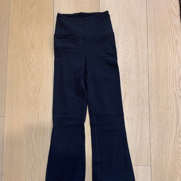 Lululemon Groove Nulu Super-High-Rise Flared Pant - Picture 2 of 4